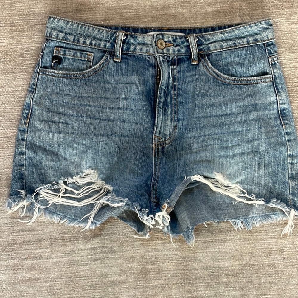 Distressed jean shorts from VICI.